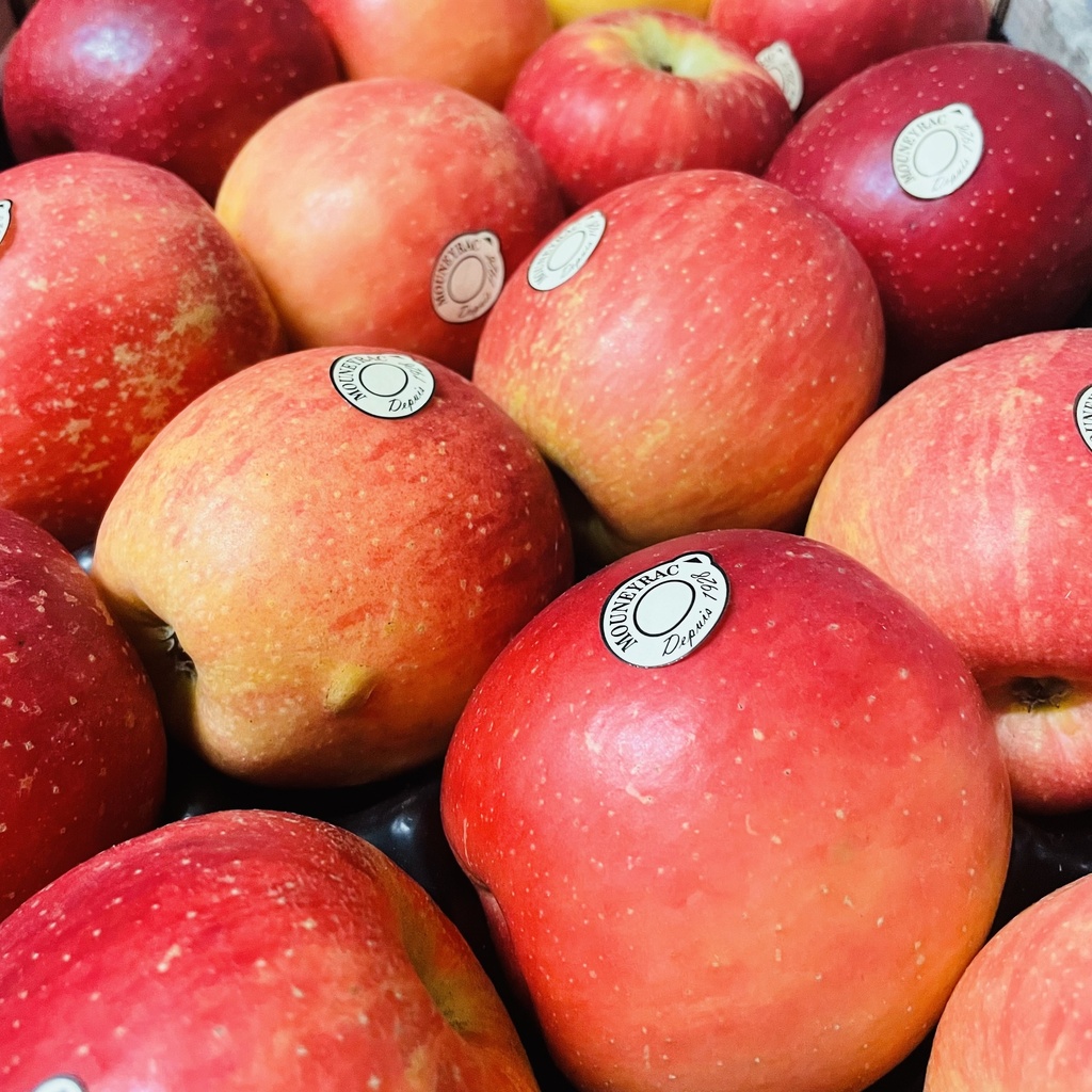 POMME FUJI — Mouneyrac
