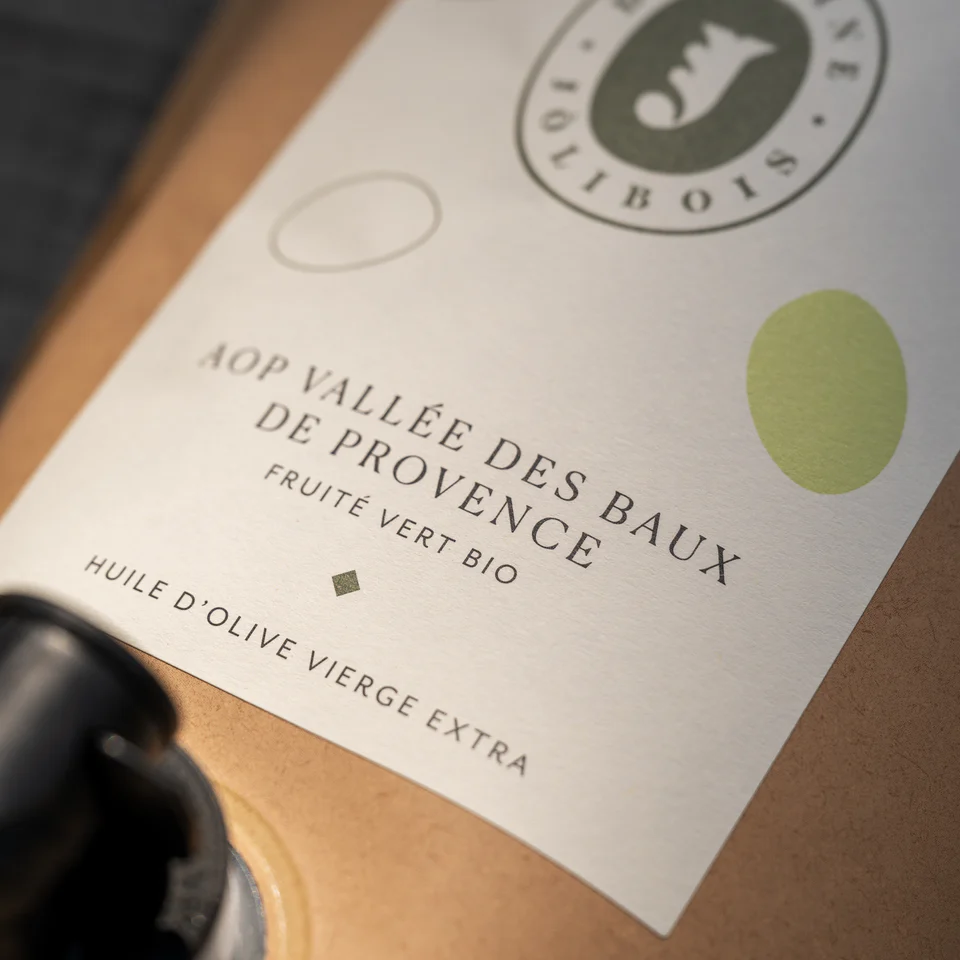 HUILE D'OLIVE FRUITÉ VERT 1,5L Vallée des Baux de Provence AOP — Domaine Joli—Bois, Eyguières, Provence